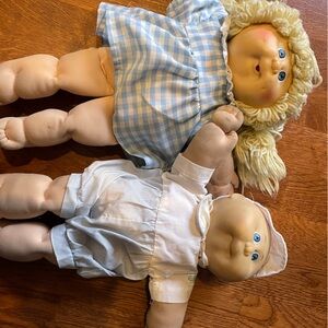 1980’s original Cabbage Patch dolls-lot of two